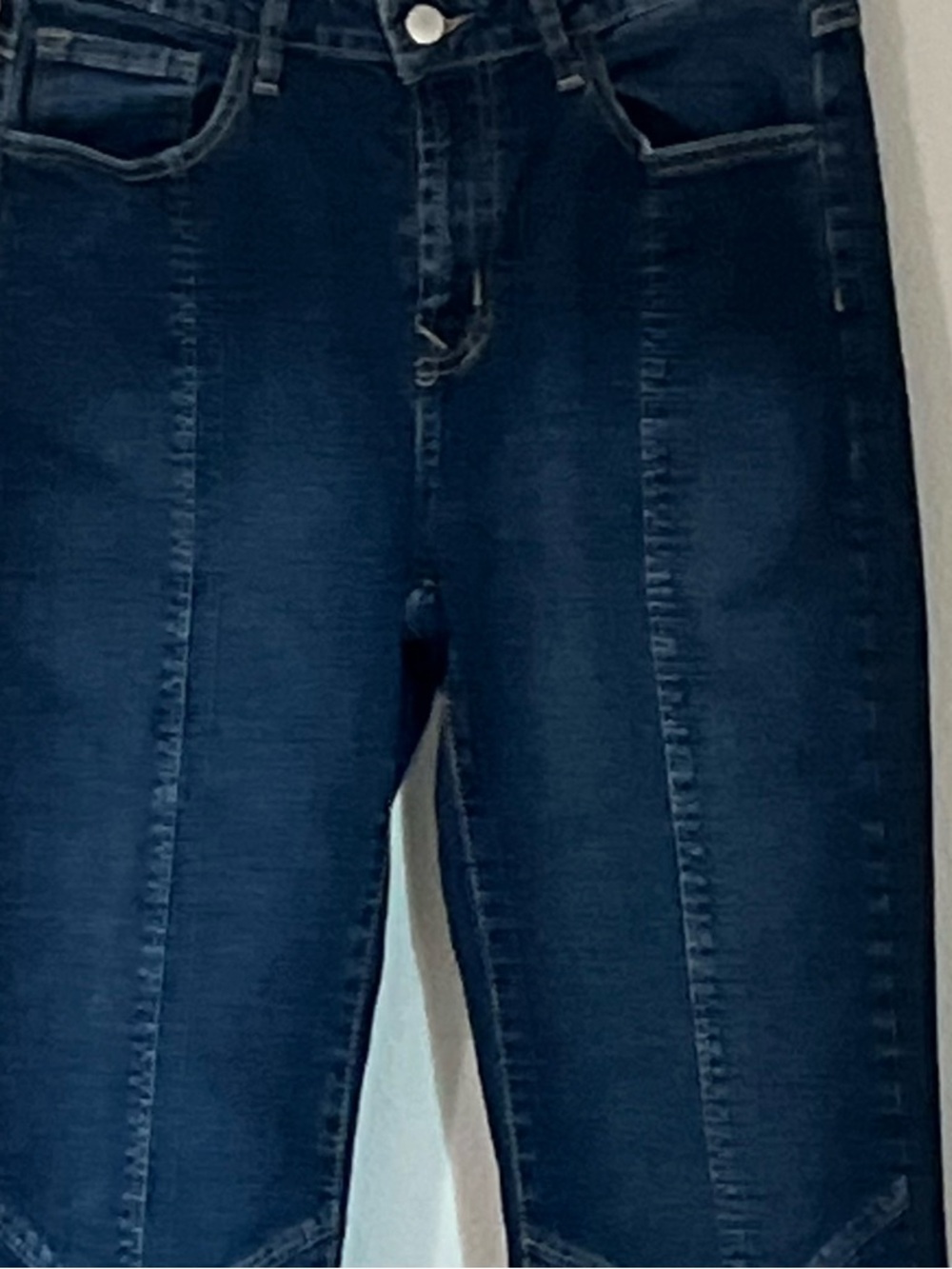 Forever 21 Dark Blue Flared Seam-Panel‎ Jeans, Size 28 - Picture 4 of 8
